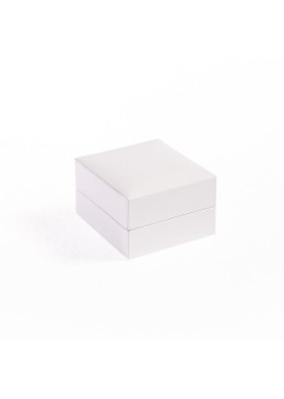White leatherette case for earrings 46x52x30 mm. FR-1-PN